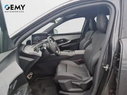 Photo 8 Peugeot 5008  Hybrid 136 e-DCS6