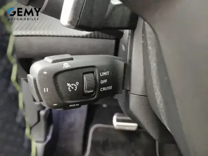 Photo 15 Peugeot 2008  PureTech 130 S&S EAT8