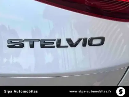 Photo 40 Alfa Romeo Stelvio  2.2 190 ch AT8