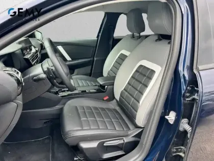 Photo 8 Citroën C4  Hybride 145 ch e-DCS6