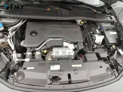 Photo 11 Peugeot 308  SW Hybrid 136 e-DCS6