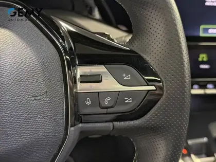 Photo 13 Peugeot 308  SW PureTech 130ch S&S EAT8