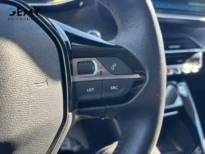 Photo 16 Peugeot 208  Electrique 50 kWh 136ch