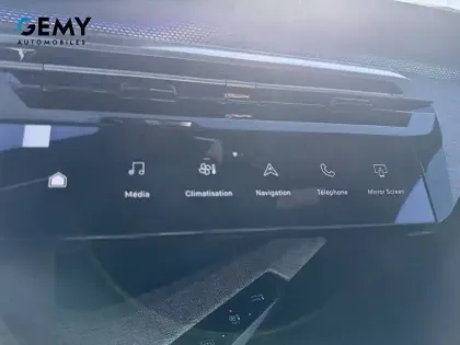 Photo 20 Peugeot 5008  Plug-in Hybrid 225 ch e-DCS7