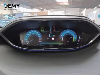 Photo 19 Peugeot 3008  Hybrid 225 e-EAT8