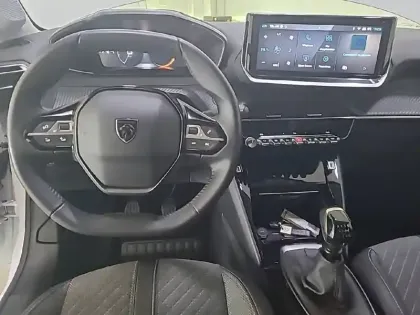 Photo 15 Peugeot 208  100 S&S BVM6