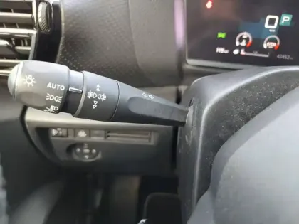 Photo 18 Citroën C4  PureTech 130 S&S EAT8