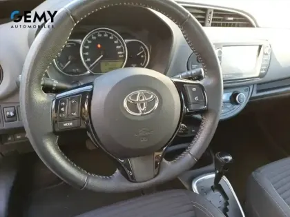 Photo 12 Toyota Yaris  Hybride 100h