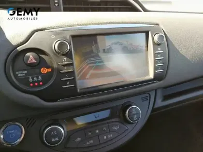 Photo 14 Toyota Yaris  Hybride 100h