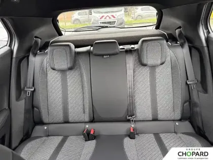 Photo 37 Peugeot 2008  Hybrid 110 e-DCS6