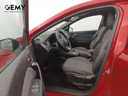 Photo 8 Renault Captur  E-Tech full hybrid 160 ch