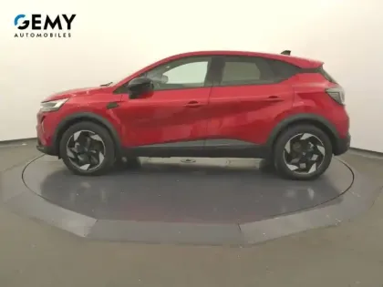 Photo 18 Renault Captur  E-Tech full hybrid 160 ch