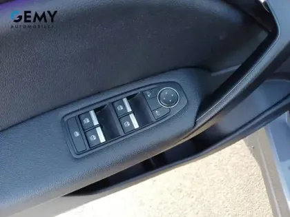 Photo 13 Renault Captur  TCe 90