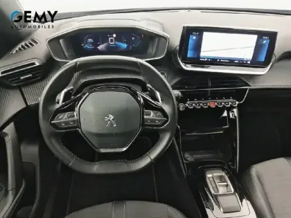 Photo 33 Peugeot 2008  PureTech 130 S&S EAT8