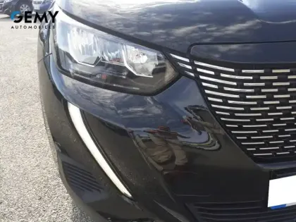 Photo 24 Peugeot 2008  PureTech 130 S&S EAT8