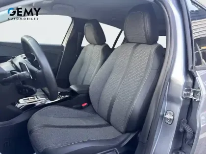 Photo 8 Peugeot 208  Hybrid 100 e-DCS6