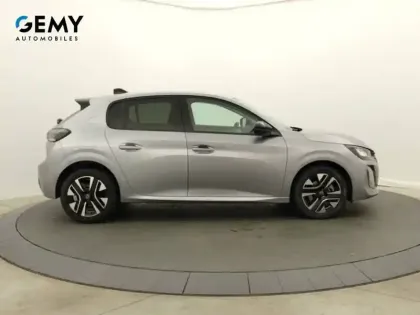 Photo 29 Peugeot 208  Hybrid 100 e-DCS6