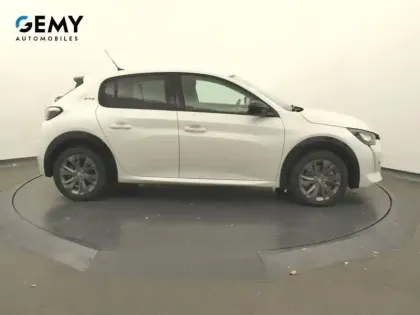 Photo 25 Peugeot 208  Electrique 50 kWh 136ch