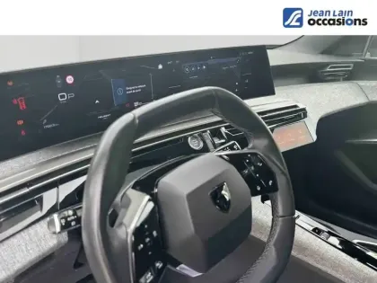 Photo 13 Peugeot 5008  Hybrid 136 e-DCS6