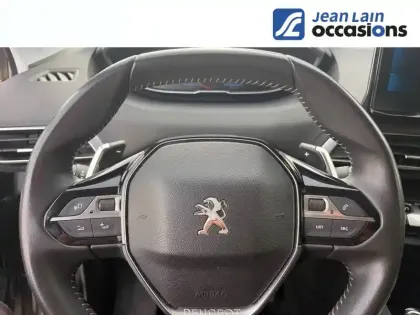 Photo 11 Peugeot 5008  PureTech 130ch S&S EAT8