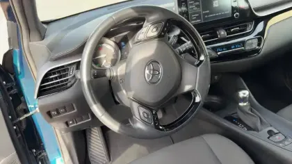 Photo 11 Toyota C-HR  Hybride 1.8L