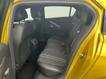 Photo 11 Opel Astra  1.2 Turbo 130 ch BVA8