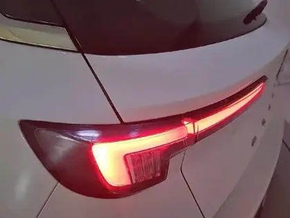 Photo 16 Opel Mokka  Electrique 136 ch & Batterie 50 kWh