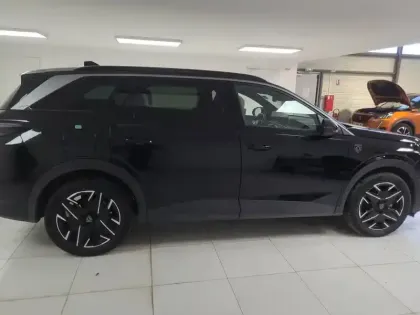 Photo 7 Peugeot 5008  Hybrid 145 ch e-DCS6
