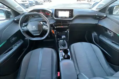 Photo 15 Peugeot 208  PureTech 100 S&S BVM6