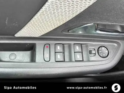 Photo 25 Citroën C4  PureTech 130 S&S BVM6