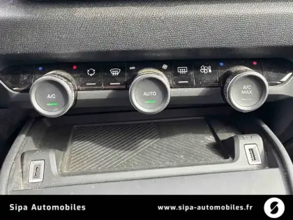 Photo 16 Citroën C4  PureTech 130 S&S BVM6