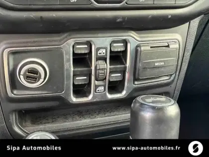 Photo 30 Jeep Wrangler  Unlimited 4xe 2.0 l T 380 ch PHEV 4x4 BVA8