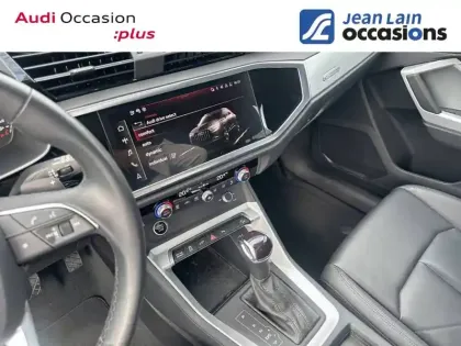 Photo 12 Audi Q3  45 TFSIe 245 ch S tronic 6