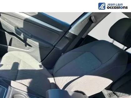 Photo 16 Volkswagen Golf  1.5 eTSI EVO2 116 DSG7