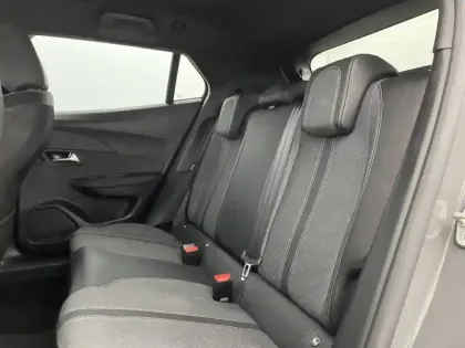 Photo 14 Peugeot 2008  PureTech 100 S&S BVM6