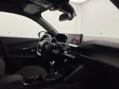 Photo 25 Peugeot 2008  PureTech 100 S&S BVM6