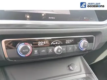 Photo 18 Audi Q3  45 TFSIe 245 ch S tronic 6