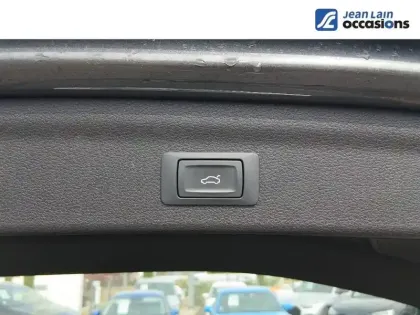 Photo 20 Audi Q3  45 TFSIe 245 ch S tronic 6