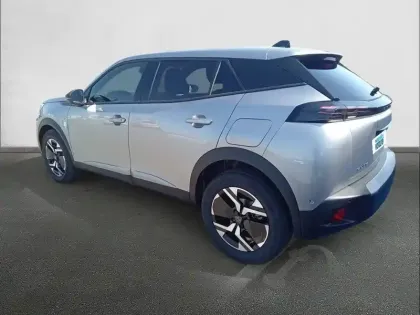 Photo 6 Peugeot 2008  Hybrid 110 ch e-DCS6