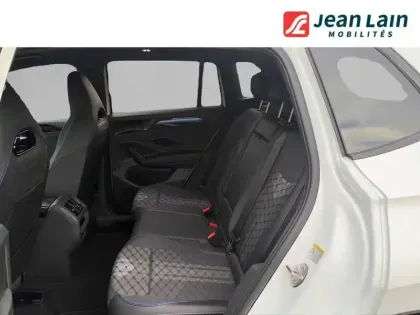 Photo 16 Volkswagen Tiguan  1.5 eTSI 150ch DSG7