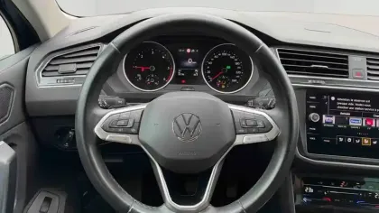 Photo 14 Volkswagen Tiguan  2.0 TDI 150ch DSG7