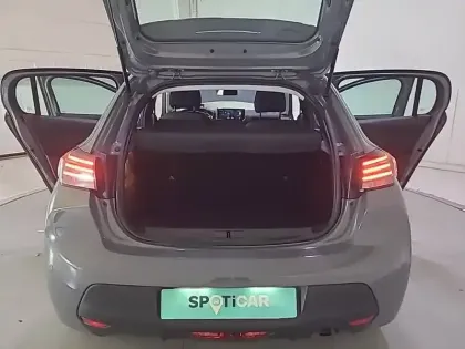 Photo 14 Peugeot 208  PureTech 75 S&S BVM5