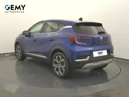 Photo 6 Renault Captur  E-Tech hybride rechargeable 160
