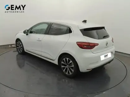 Photo 21 Renault Clio  E-Tech full hybrid 145