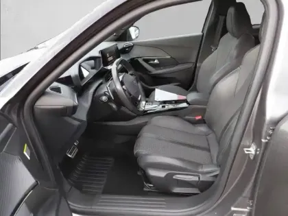 Photo 10 Peugeot 2008  PureTech 130 S&S EAT8