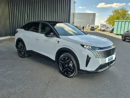 Photo 23 Peugeot 3008  Hybrid 145 e-DCS6