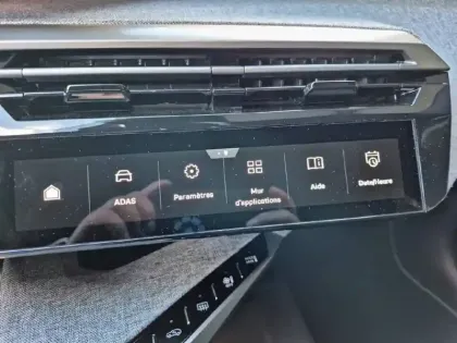 Photo 19 Peugeot 3008  Hybrid 145 e-DCS6