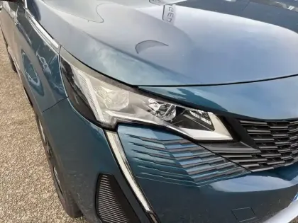Photo 15 Peugeot 3008  PureTech 130ch S&S EAT8