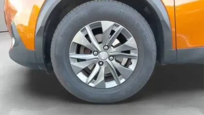 Photo 10 Peugeot 2008  PureTech 100 S&S BVM6