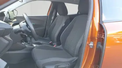 Photo 11 Peugeot 2008  PureTech 100 S&S BVM6